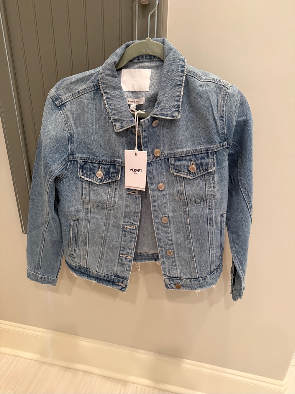 VERVET Light Wash Denim Jacket - Women's Classic Jean Jacket
